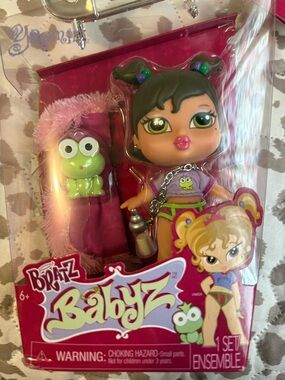 Bratz Babyz Mini Doll in Green & Pink by Bratz